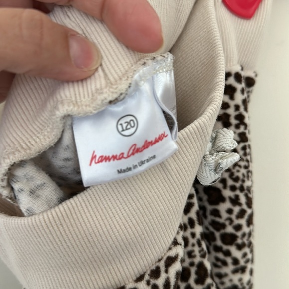 Hanna Andersson Girl’s Leopard Plush Pants size 120 - Picture 6 of 7